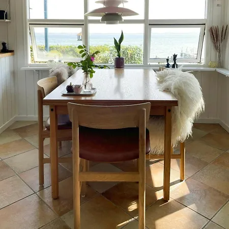 House Near Sea And Forest In Lundeborg Svendborg